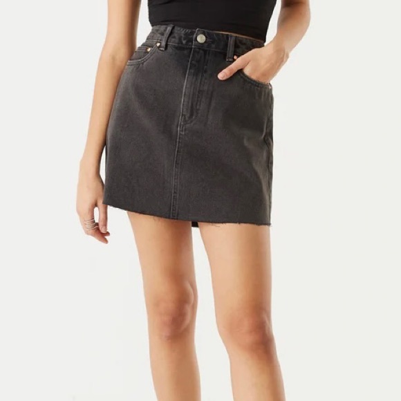 Denim skirt - Picture 3 of 3